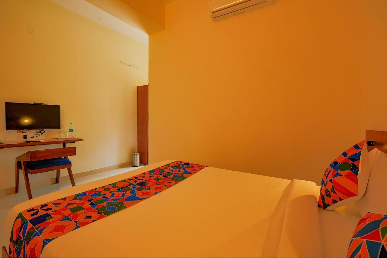 Fabhotel Gr Lake View - Btm Layout Bengalúr Exteriér fotografie