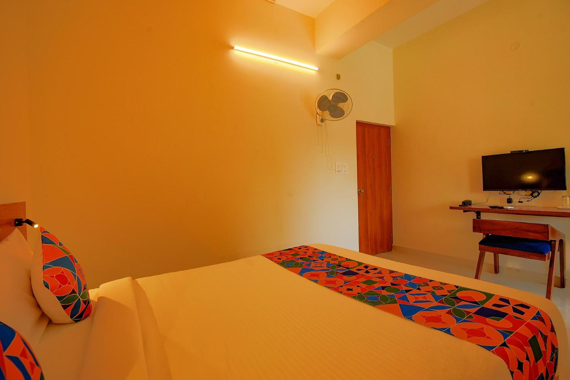 Fabhotel Gr Lake View - Btm Layout Bengalúr Exteriér fotografie