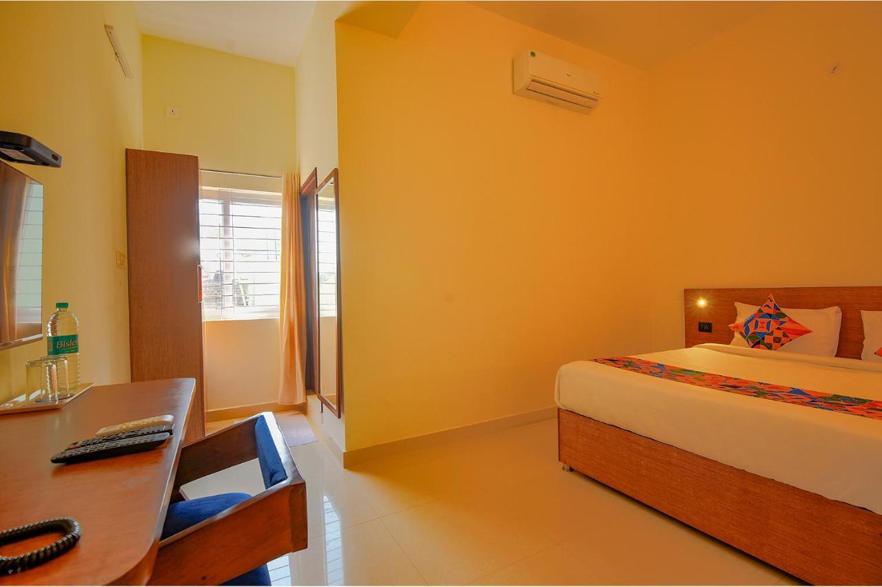 Fabhotel Gr Lake View - Btm Layout Bengalúr Exteriér fotografie
